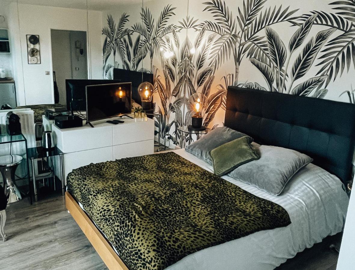 Beautiful Modern Fully Furnished Studio Levallois-Perret Esterno foto